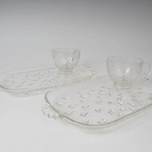 Hazel Atlas Informal Teardrop Clear 7 pc. Snack Set.